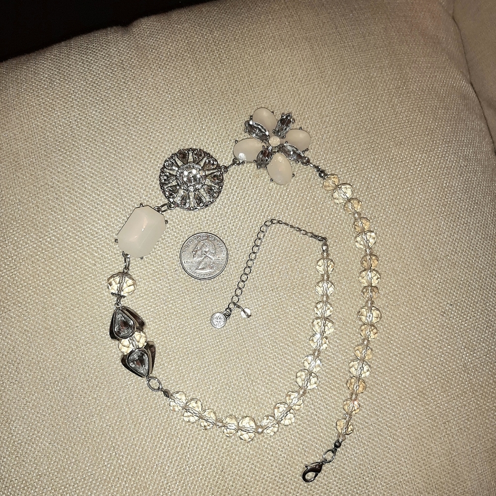 Statement necklace - Picture 7 of 15